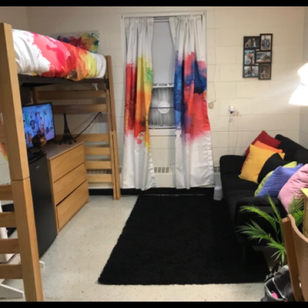 College Dorm Rm Bedding Set with Accessories! - Picture 10 of 13